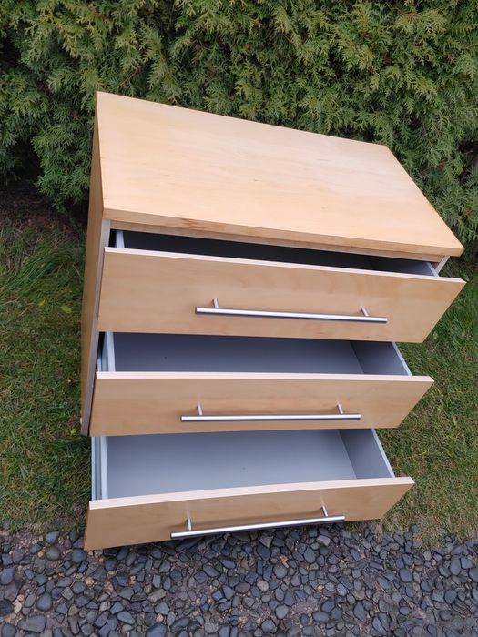 Sprzedam komodę 90 x 46 wysokość 80 cm