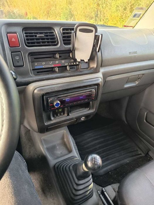 Suzuki Jimny — fotografia 11
