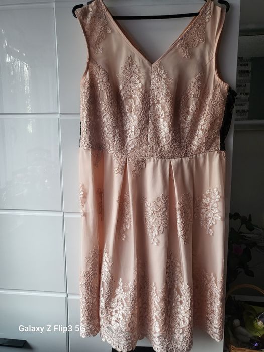 Piekna sukienka koronkowa xl.