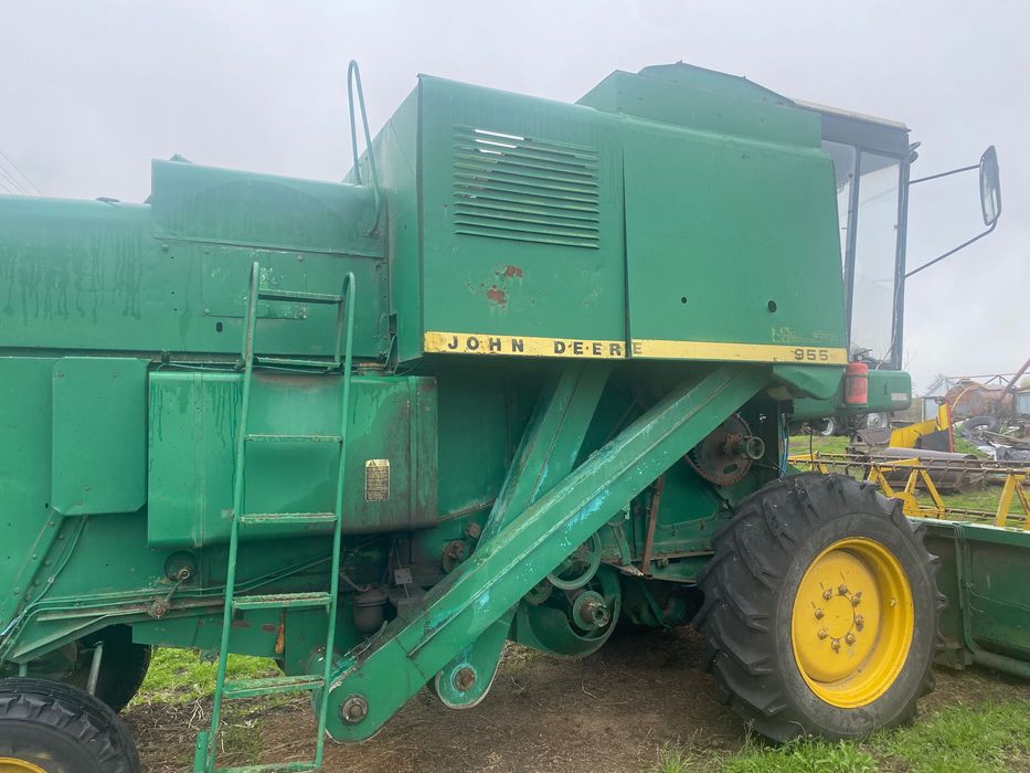 Продам комбаїн John Deere