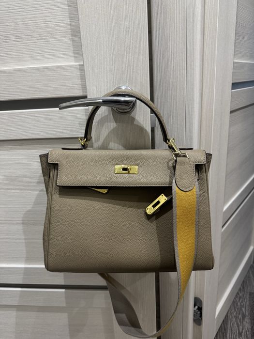 Сумка бежева нова