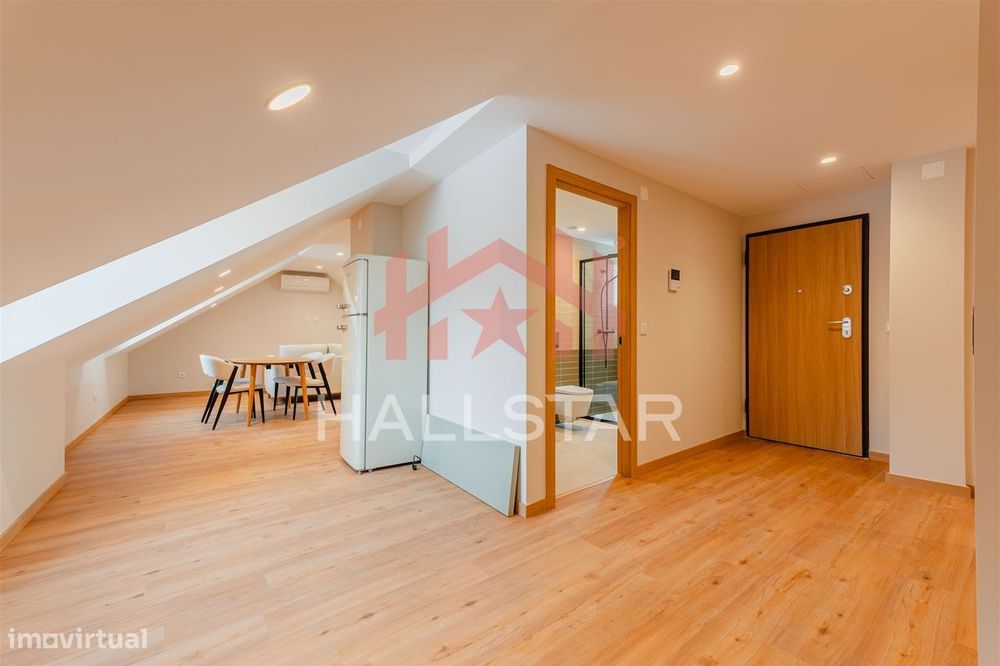 Apartamento T2 Novo / Cozinha Equipada / Vista Castelo de Leiria