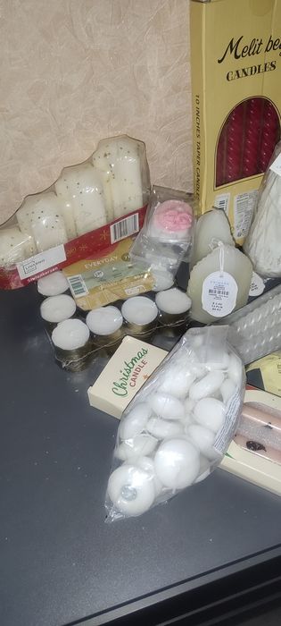 Свічки різні одним продажем