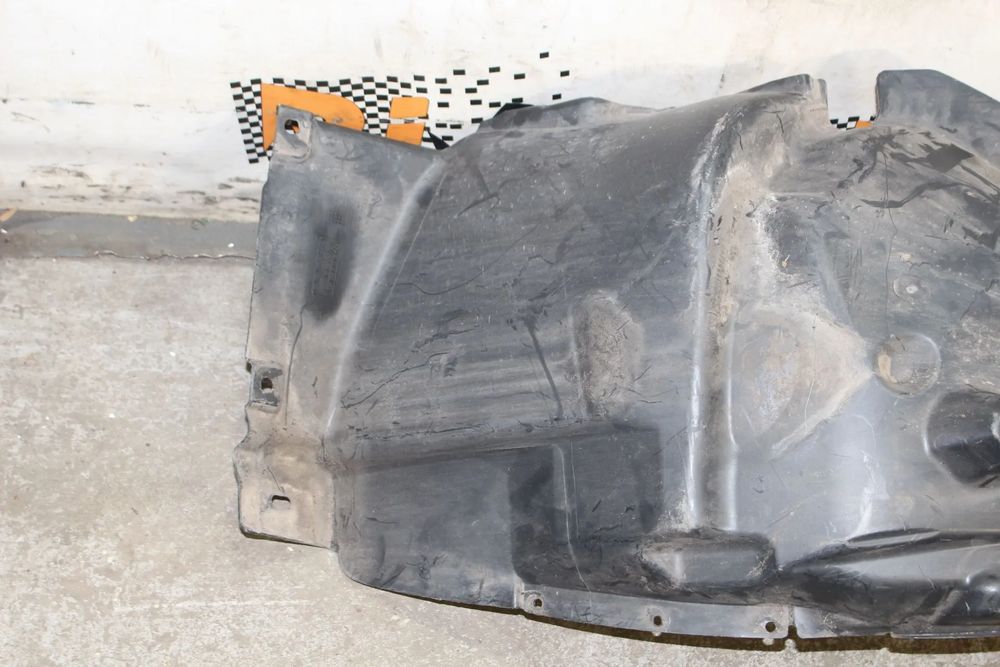 Cava roda frente direita BMW 1 Coupé (E82)