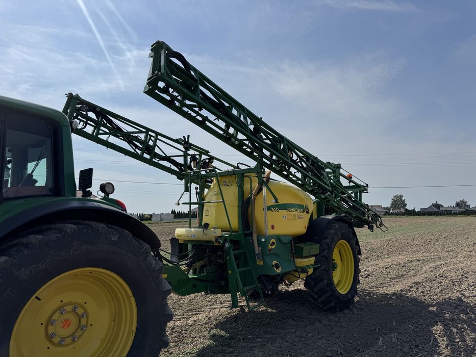 Opryskiwacz John Deere 740  27,28M ( Hardi, Amazone, Unia, Agrio)