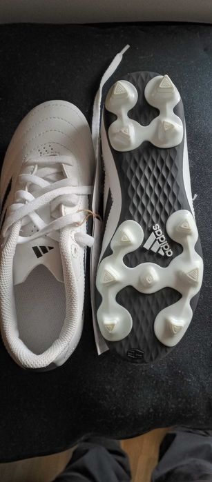 Chuteiras novas Adidas