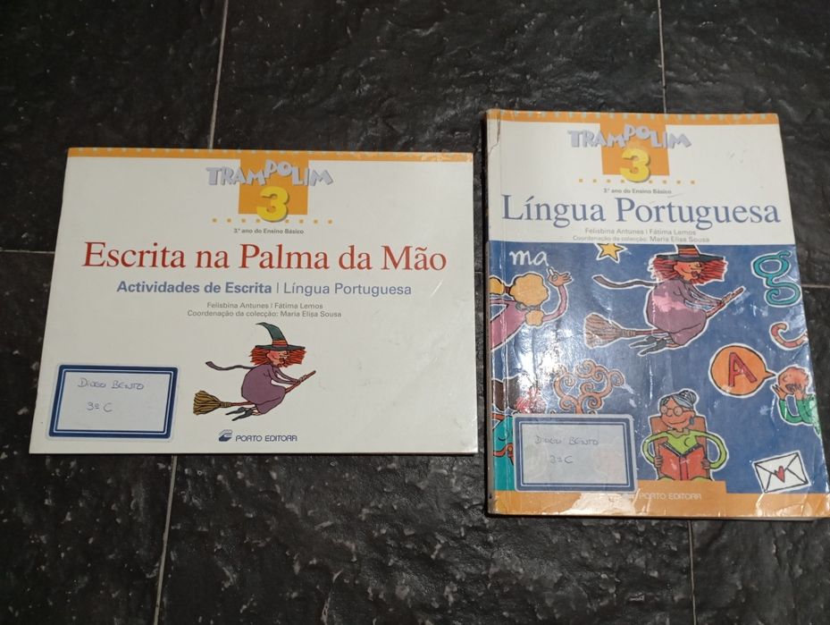Livros escolares de língua portuguesa