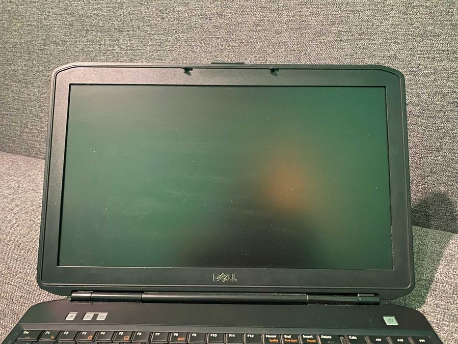 Ноутбук Dell E5530