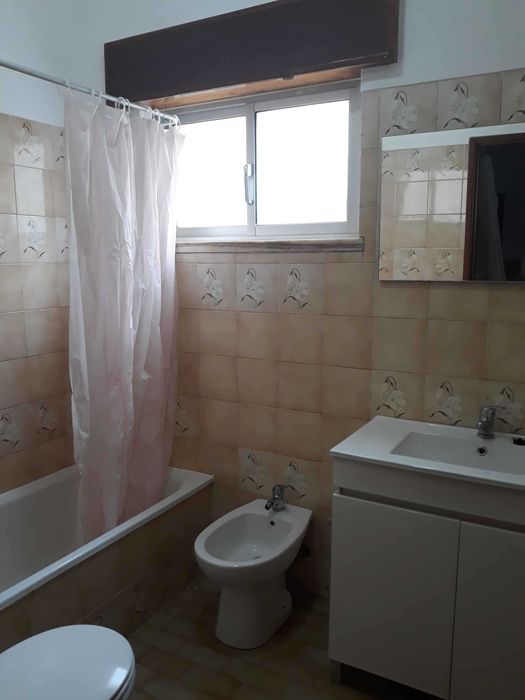 Quarto individual junto da Interface Transportes de Setúbal