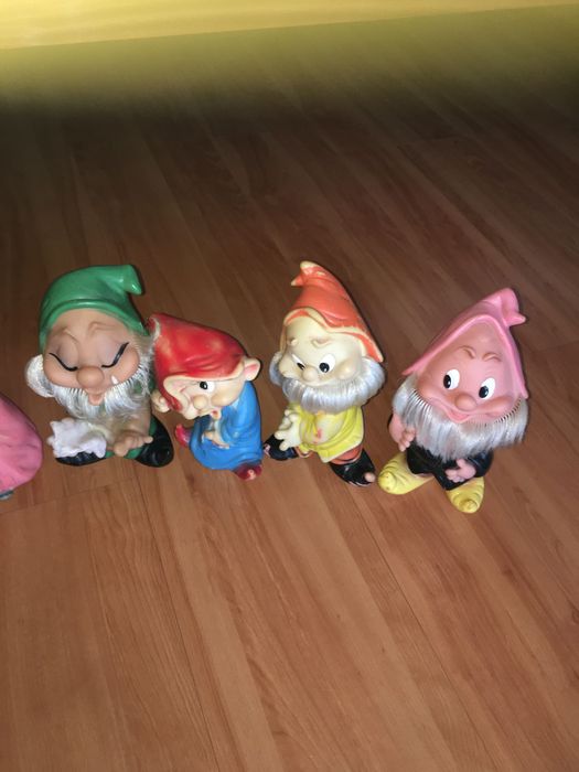 coleção completa bonecos grandes branca de neve e sete anões da FAMOSA