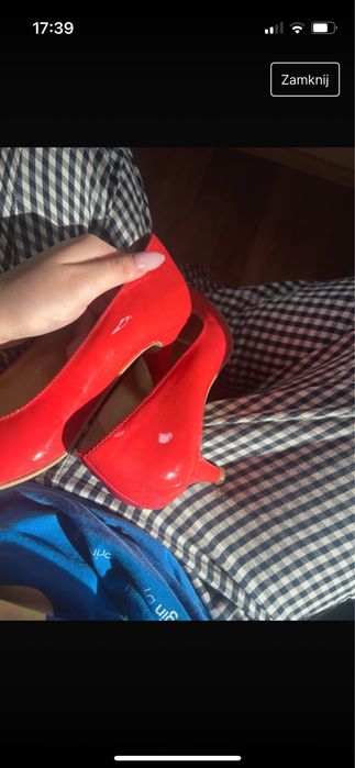 Szpilki ryłko ze skóry