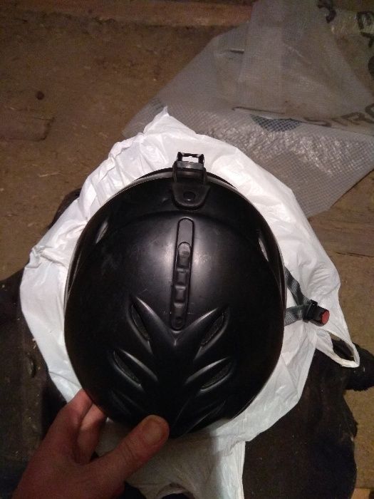 Дитяча каска шолом