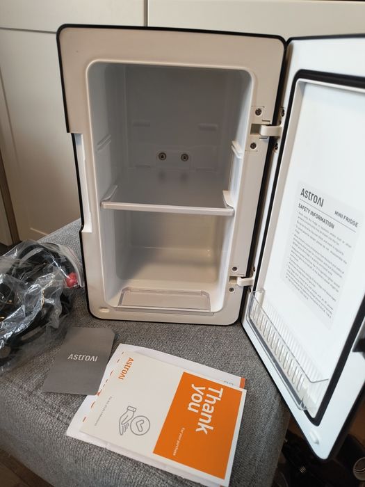 Lodówka Astro AI przenośna