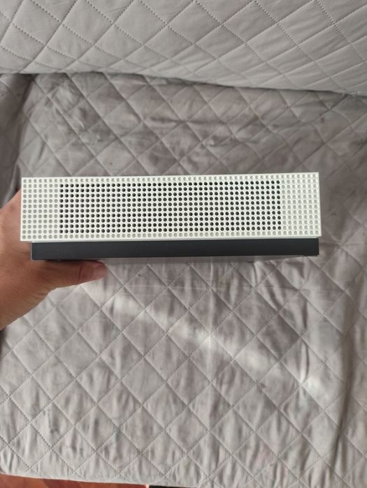 Xbox One S - Muito bom estado