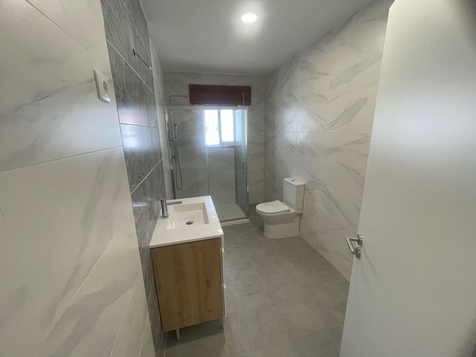 Andar de moradia T5 Fernão Ferro