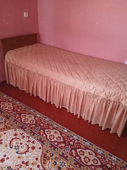 Здаеться двух кімнатна квартира в центрі міста