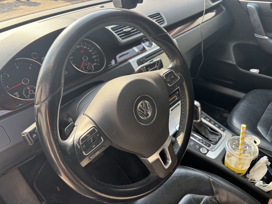 Sprzedan vw passat b7 kombi 2.0 tdi 140Km DSG