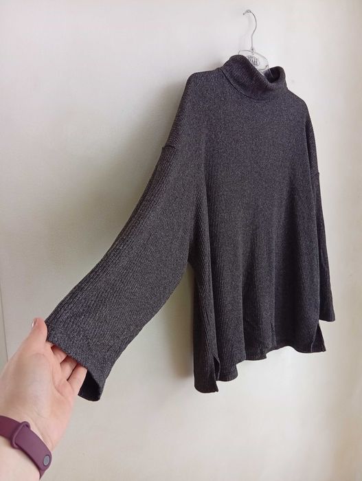 Melanżowy sweter z golfem w prążek oversize damski