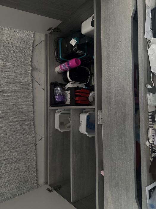 Vendo 2 aparadoras sala conforama com luz