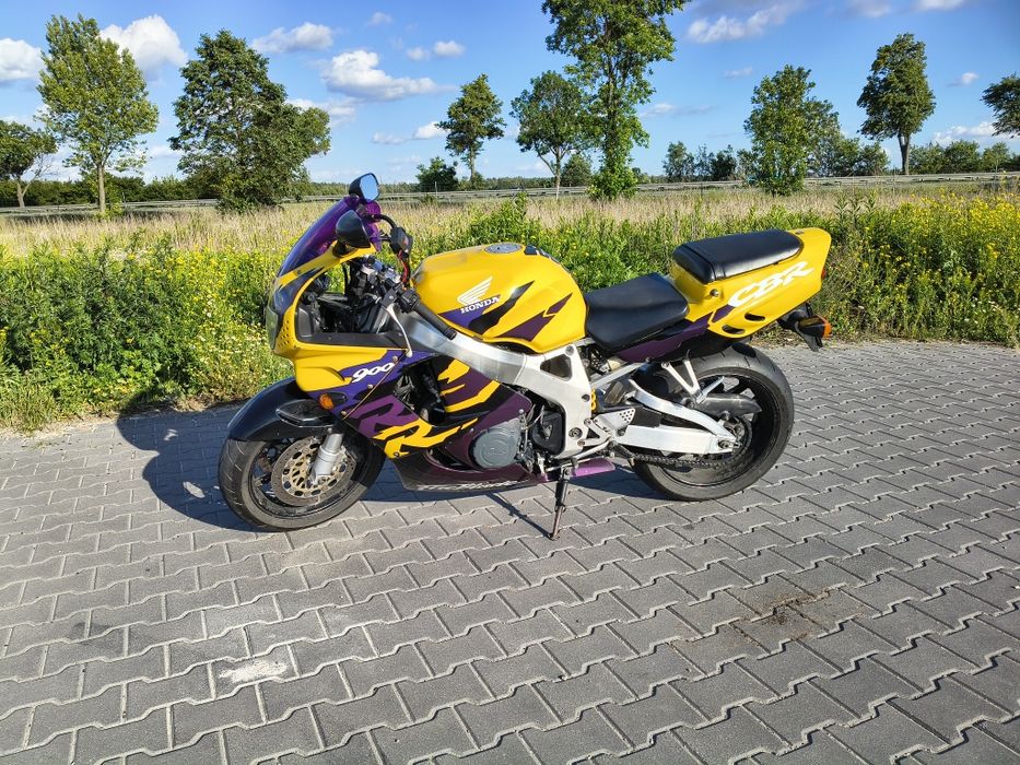 Honda CBR 900 RR fireblade SC 33