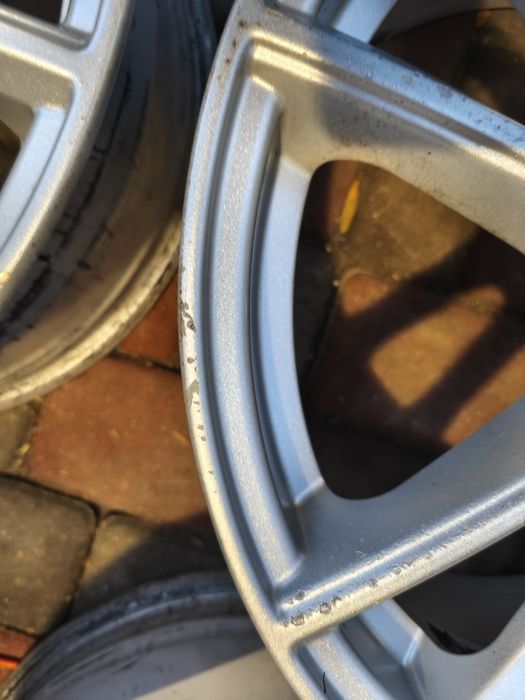 Felgi aluminiowe 17 BMW E90 E91 E92 F10 F11  5x120