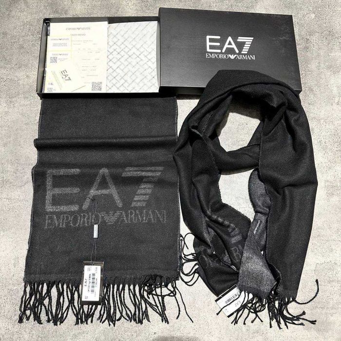 Шарфи Emporio Armani