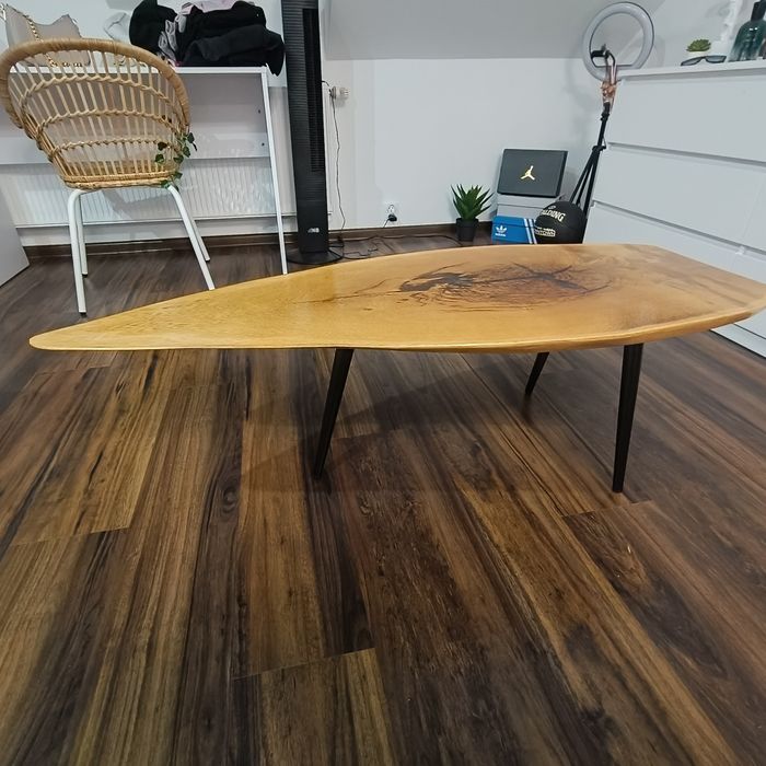 Stolik kawowy żywica