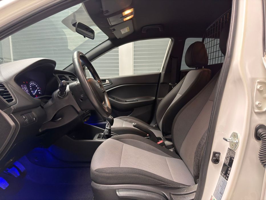 Hyundai i20 2018 Comercial