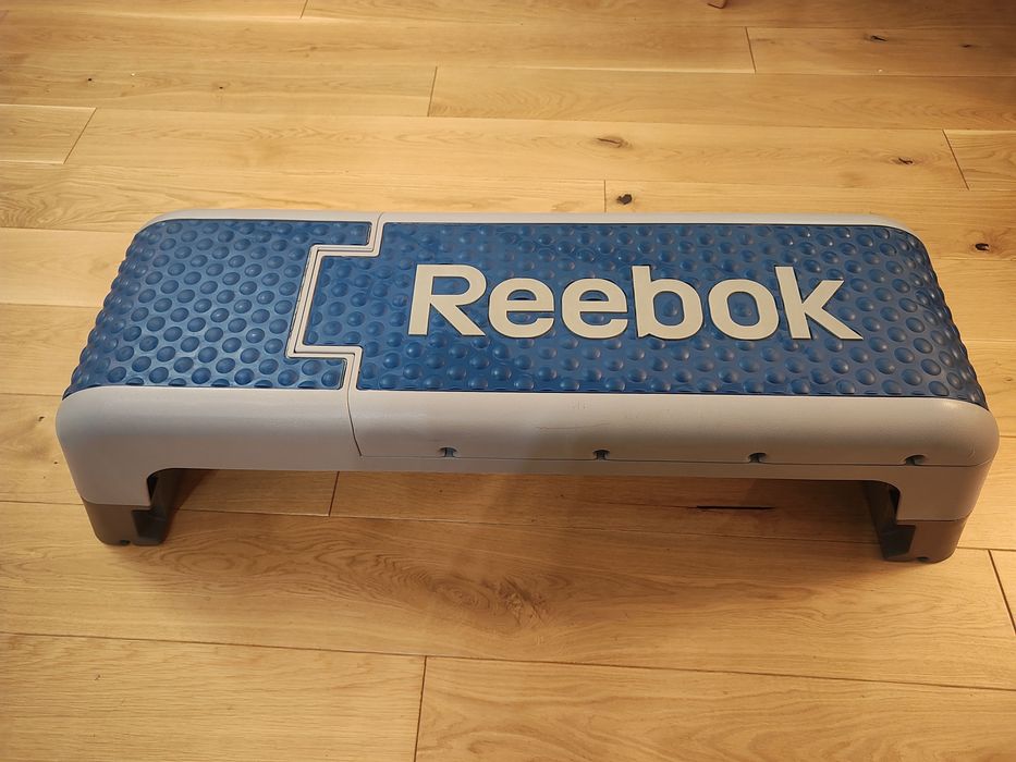 Step regulowany z funkcją ławki/ reebok