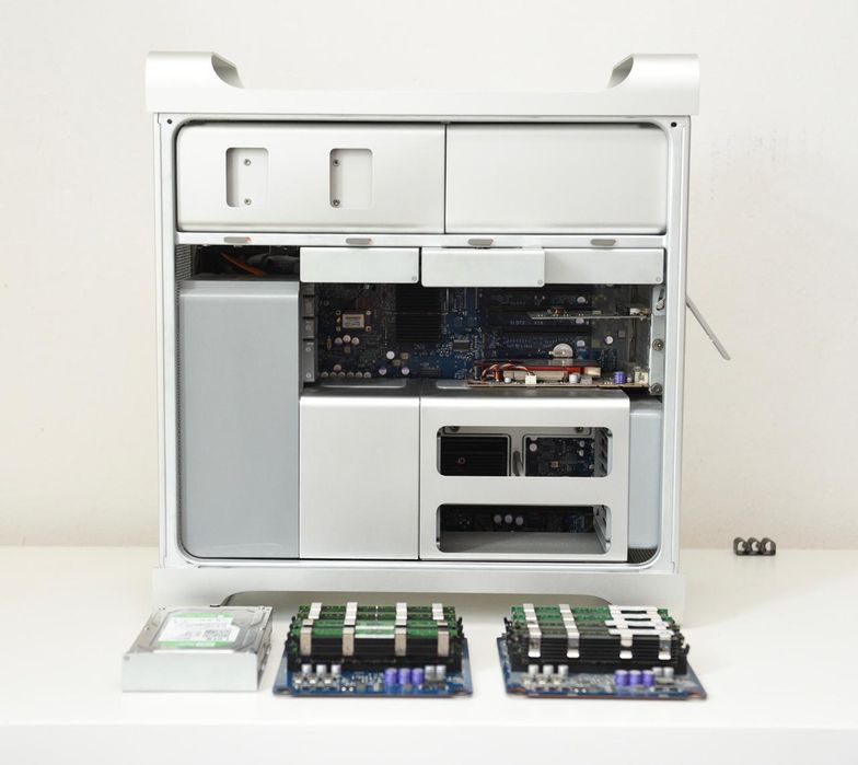 Mac Pro 3.1. 2 X Xenon Octa-Core