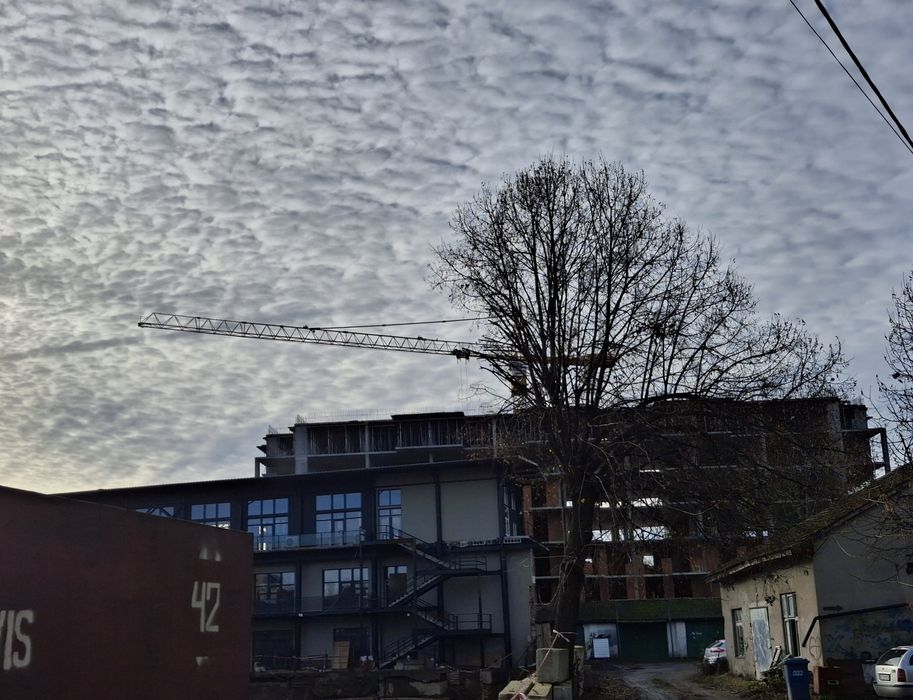 Продам 1 кім на 4 пов в новобудові