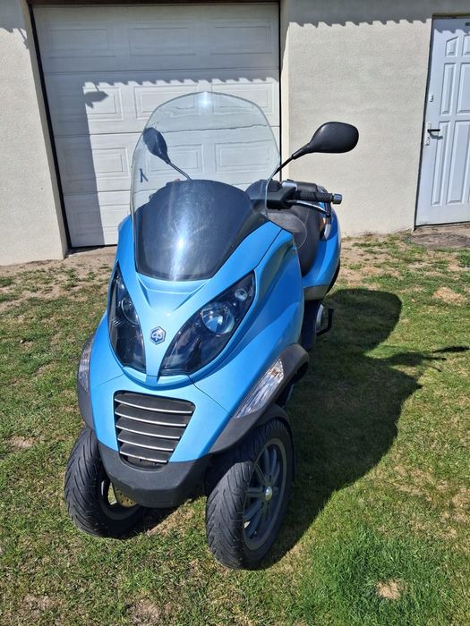Skuter Piaggio MP3 250cm Ładny