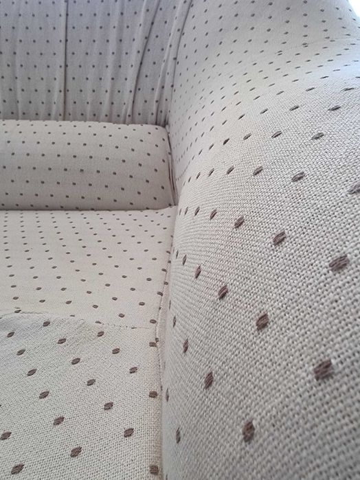 Sofá cama com duas poltronas