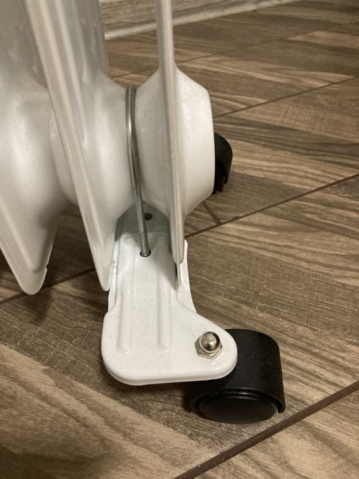 Масляний обігрівач Термія Н0920 | 9 секцій | 2000 Вт | Бездоганий стан