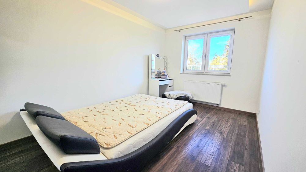 Nowoczesny segment w Skierniewicach - garaż, fotowoltaika, ogród!