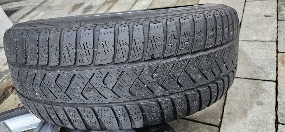 Felgi 19 Cali Audi A6, A7, A4, Q3, Q5, A8 245/45/19 Zima Pirelli