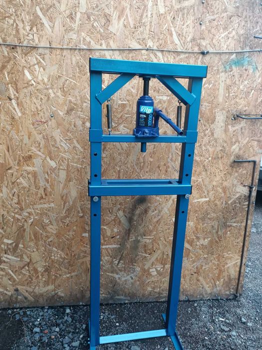 Прес гідравлічний