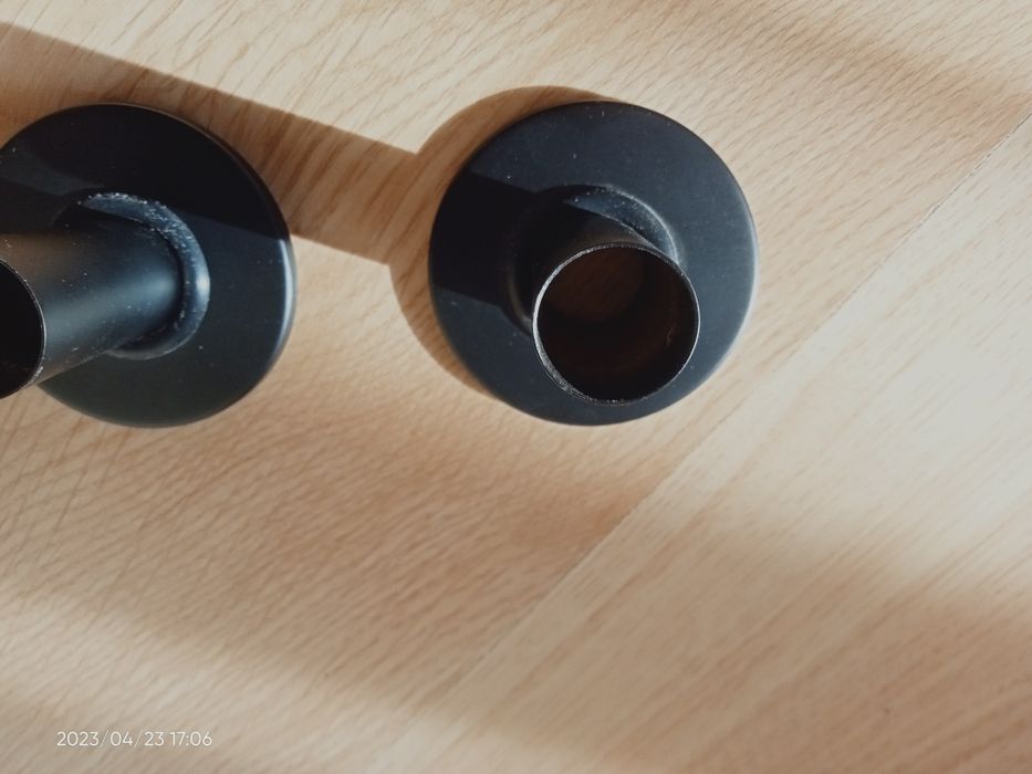 Zestaw maskujący grzejnika rozetki i tuleje czarny