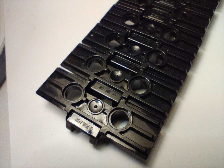 Gąsienice Lego 16 elementów