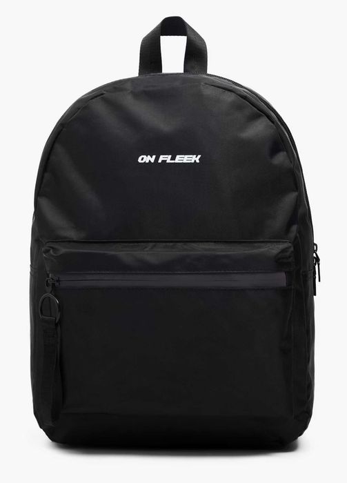 Рюкзак жіночий Cropp з захистом від дощу чорний новий