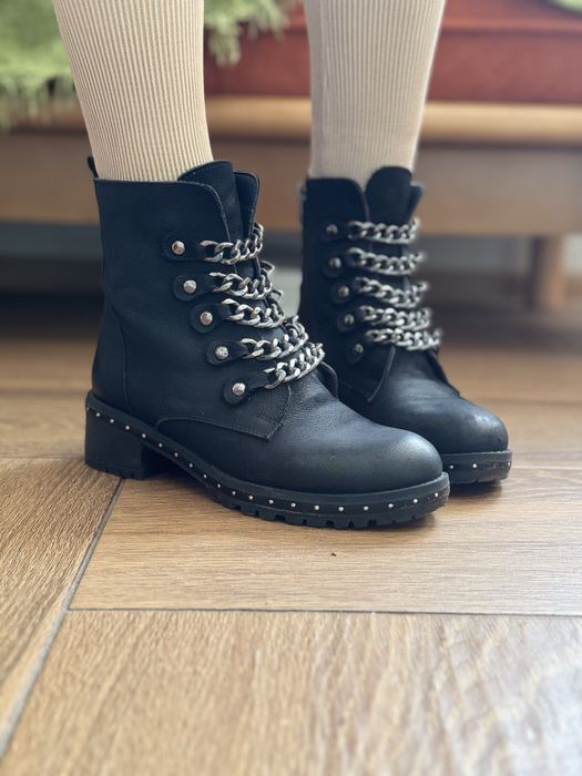 Черевики estro 37