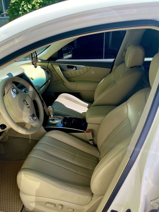 Продам инфинити фх35