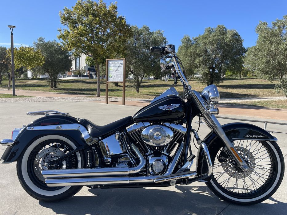 Harley softail deluxe