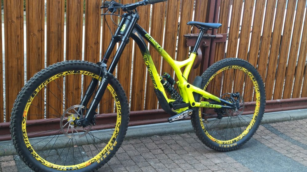 Rower DH Commencal supreme V4 M 27.5 DVO RockShox sram Shimano
