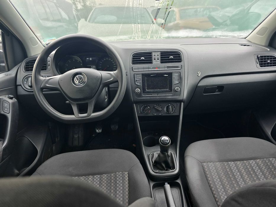 Vw Polo  1.0.benz Posiadam  inne  auta  z  włoch  całe  i uszkodzone