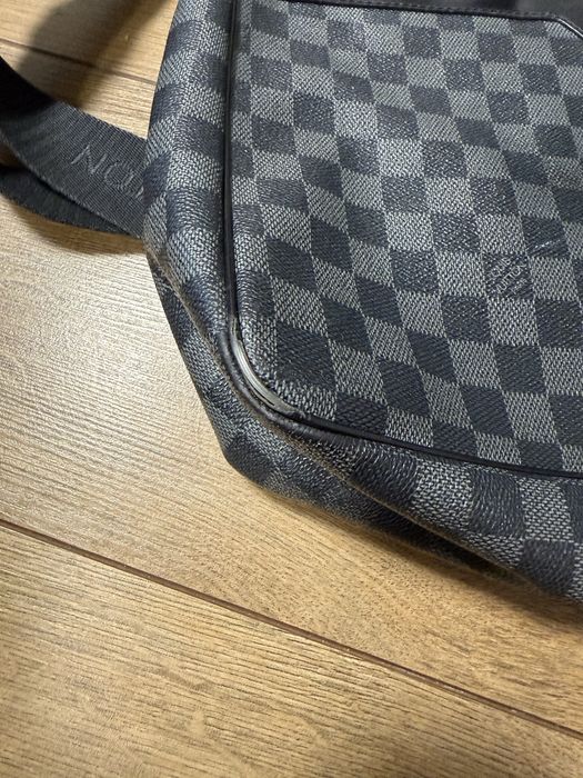 Сумка Louis Vuitton через плече