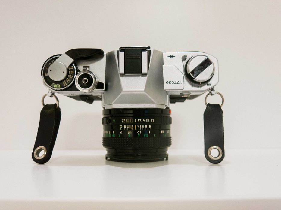 Câmara Analógica Canon AT-1 (AE-1)