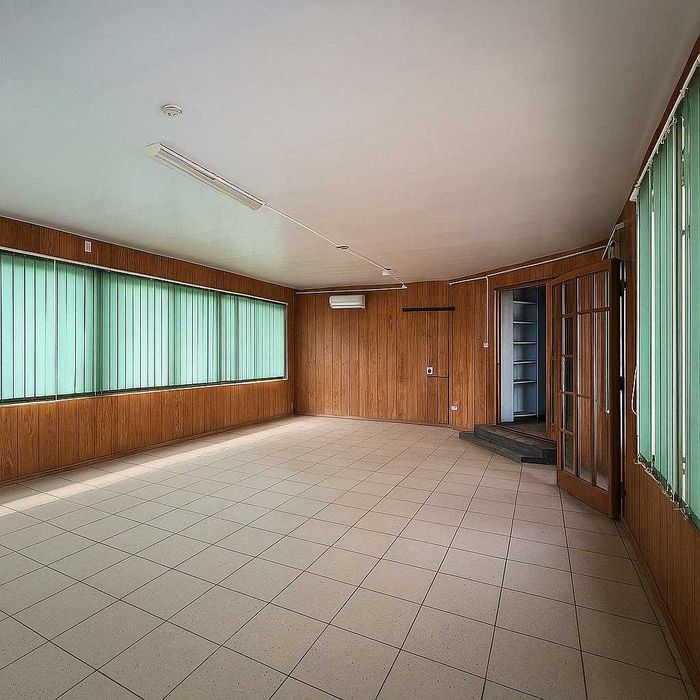 Оренда під магазин/кафе/послуги -  Автовокзал!  55 кв.м, 99 кв.м.