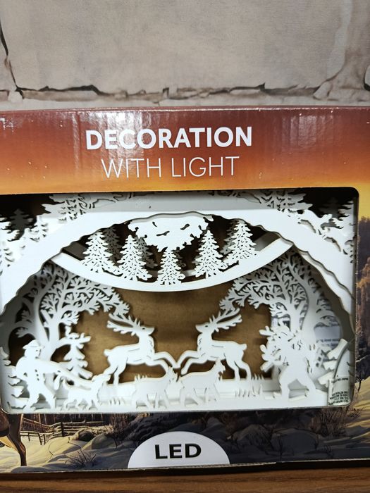 Świecąca  świąteczna dekoracja z oświetleniem LED ozdoba drewniana 29X19CM