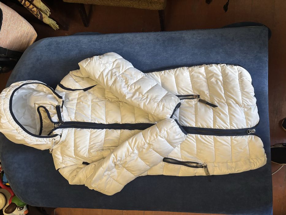 Куртки женские по 400 грн